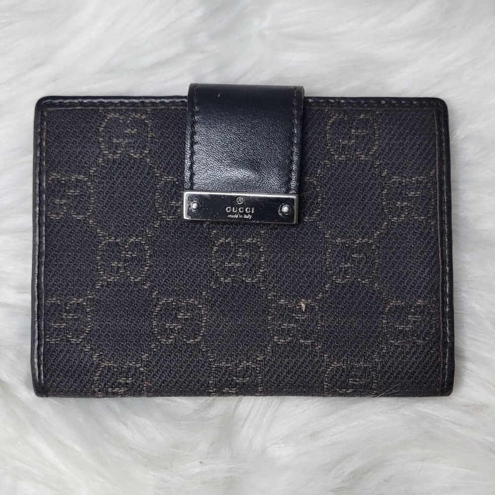 ❌SOLD❌Gucci GG Canvas and Leather Bifold Card Holder